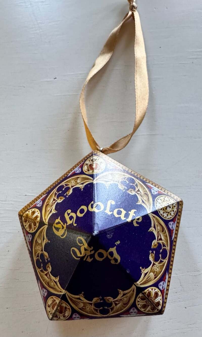 Universal Studios Harry Potter Chocolate Frog christmas Ornament